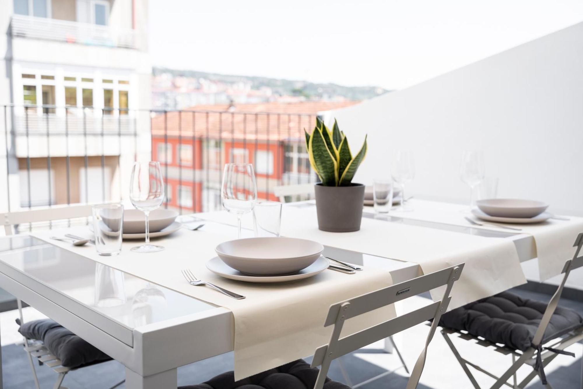 Urbanfive Apartamentos Ourense Centro Eksteriør bilde